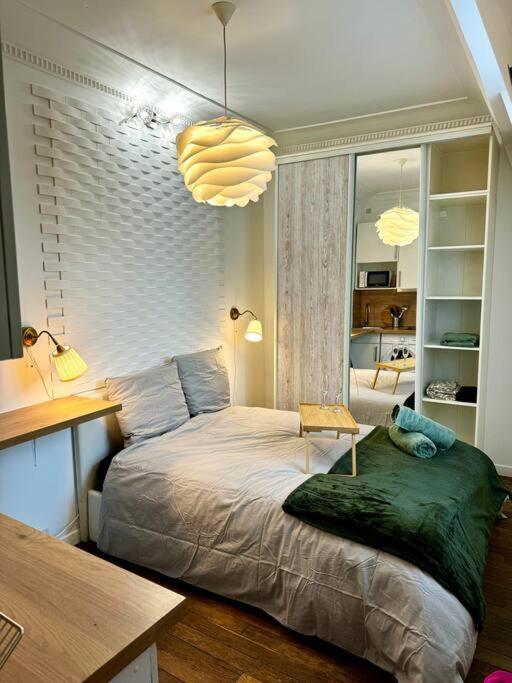Champs-Elysees - Suite For 2 People Paris Exterior foto